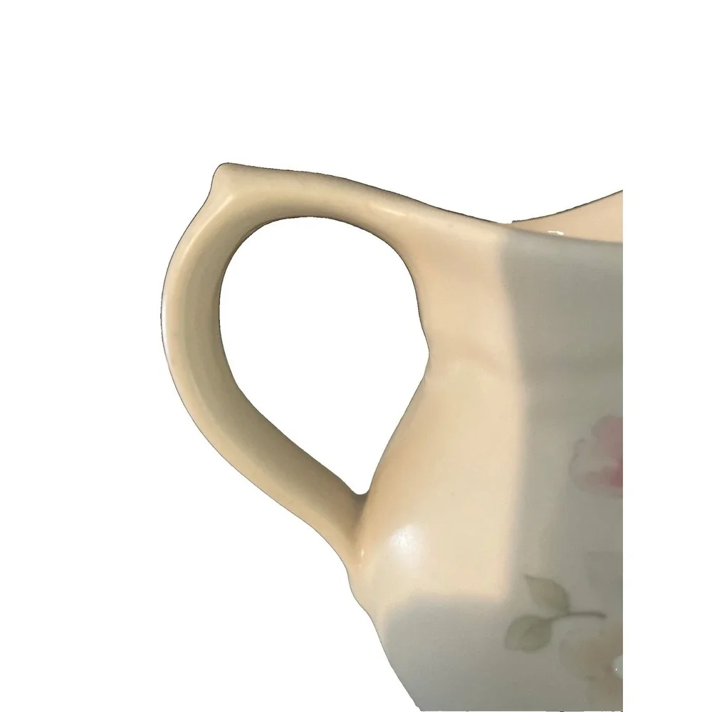 Pfaltzgraff Tea Rose  Creamer Pitcher  Roses with Green Leaves USA